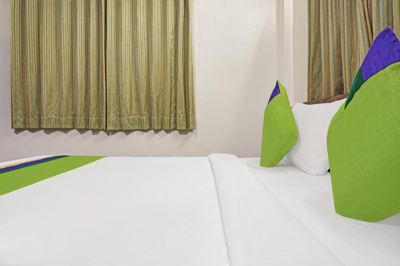 Itsy By Treebo - Ddpk Express Hotel 3*